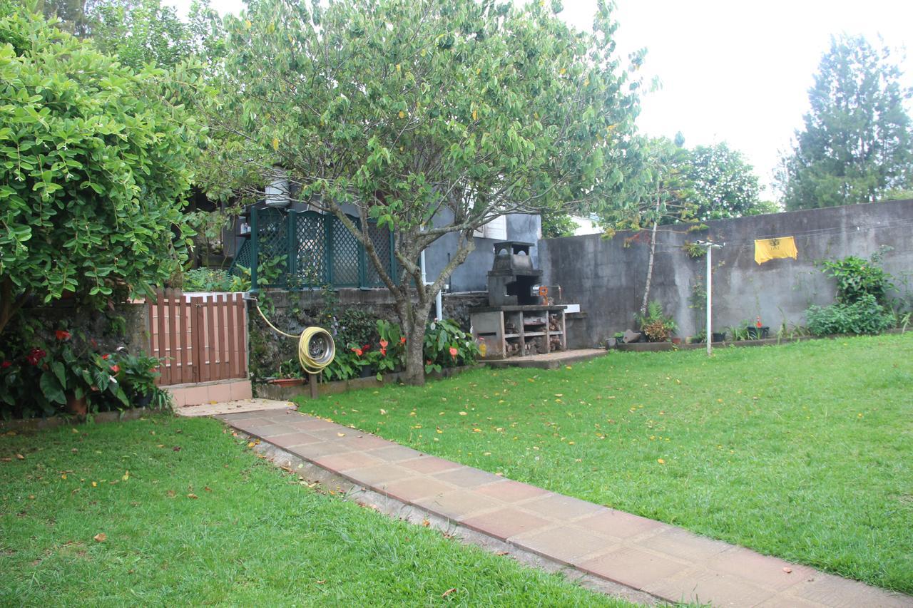 Le Colibri Bed & Breakfast Le Dix-Septieme Exterior photo