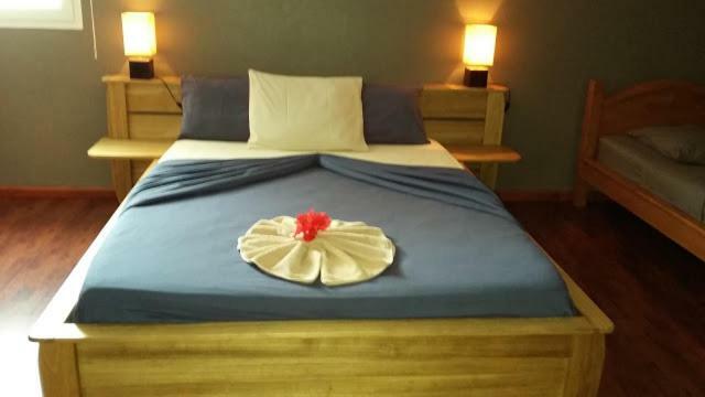 Le Colibri Bed & Breakfast Le Dix-Septieme Exterior photo